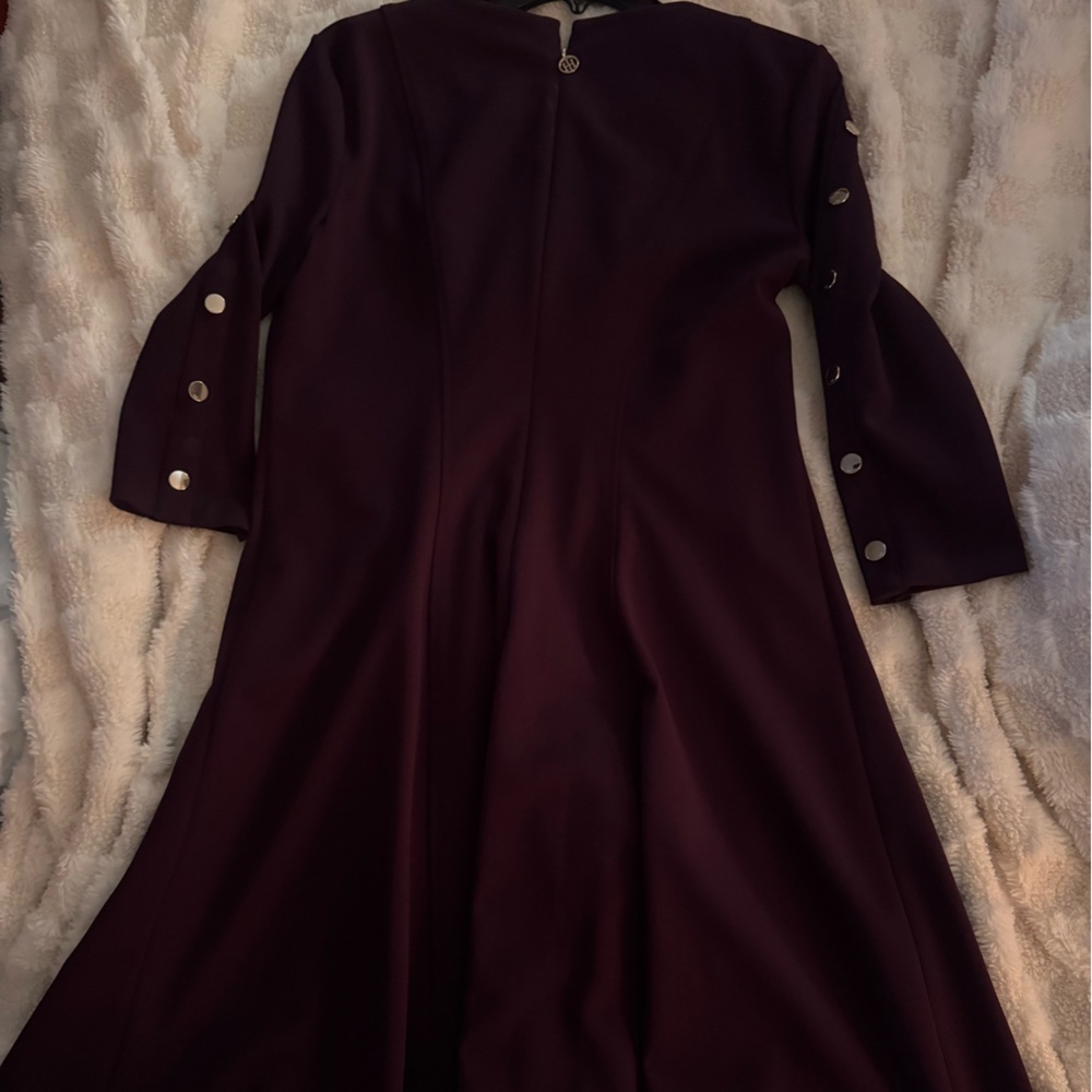 Tommy Hildiger size 14 color red wine business attire